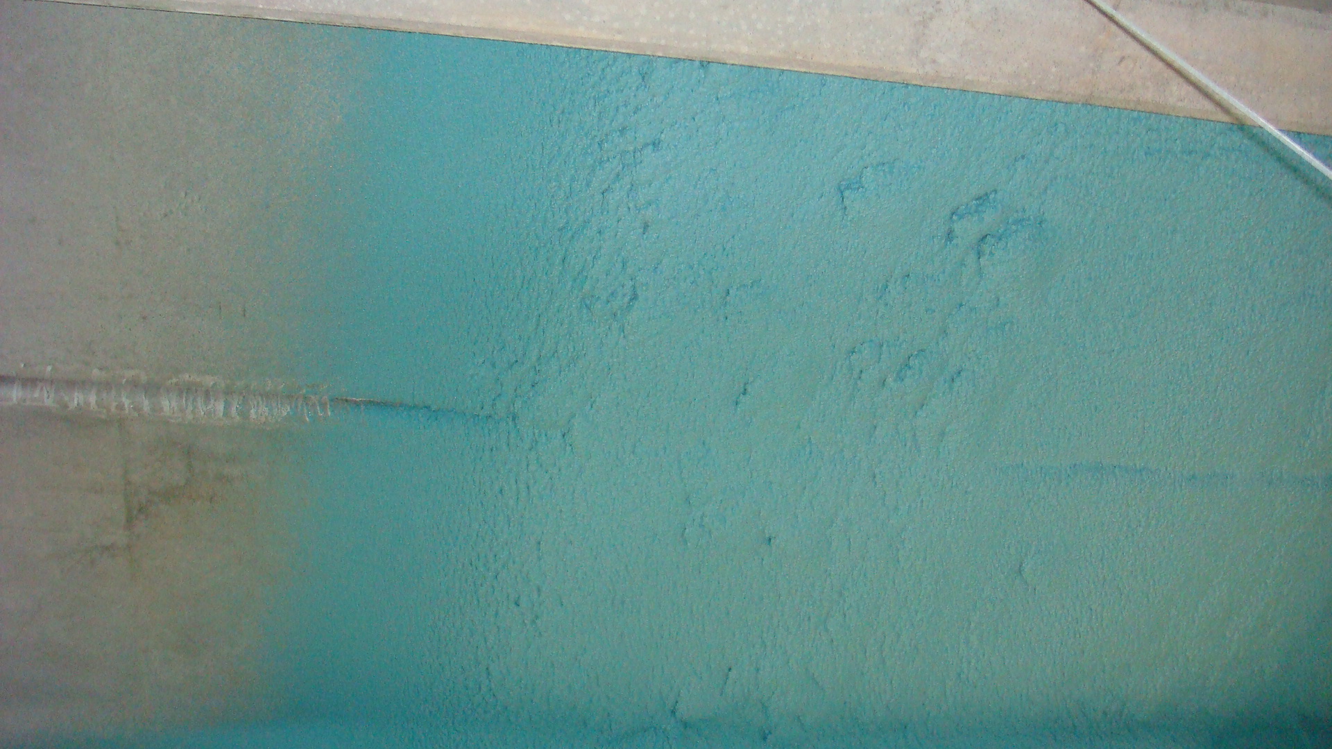 New fabricated steel receiving shop-applied polyurea rust prevention coating